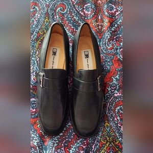 Brand New Leather Loafer with nice heel